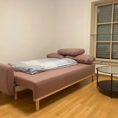 2 Bed 4 Persons In Laim *