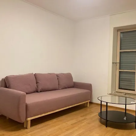 2 Bed 4 Persons In Laim Lägenhet
