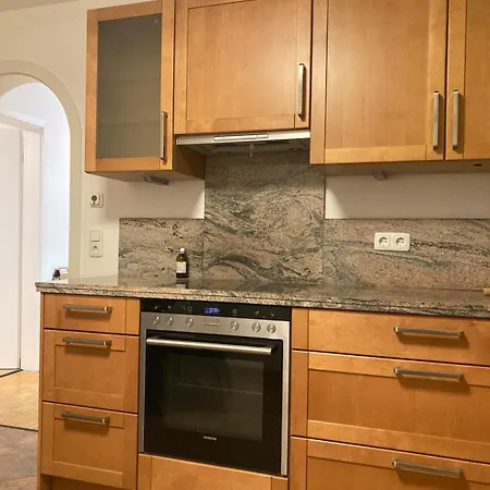 2 Bed 4 Persons In Laim *