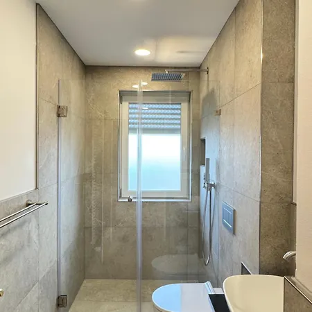 2 Bed 4 Persons In Laim Monaco di Baviera