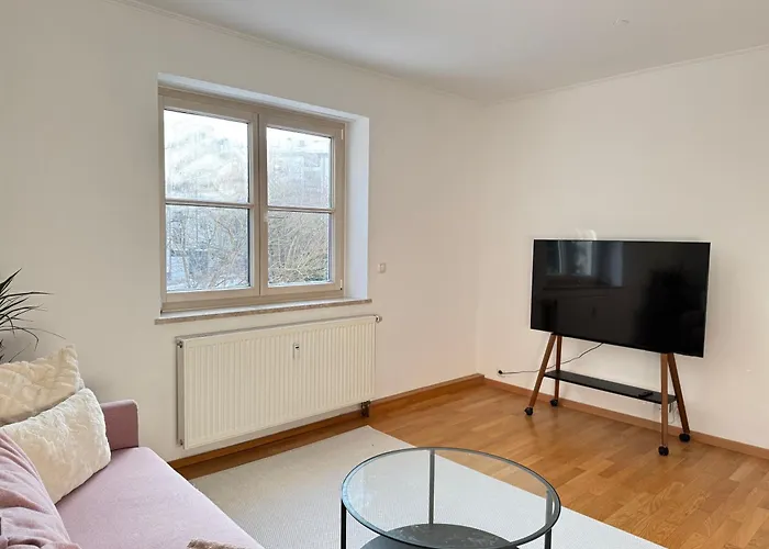 2 Bed 4 Persons In Laim Lägenhet *